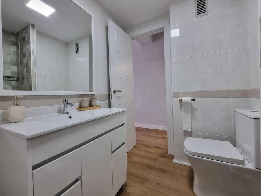 Aguadulce, Apto Santa Monica 2 Hab Con Terraza, Aire, Wifi, A 5 Min De La Playa Aguadulce  Εξωτερικό φωτογραφία