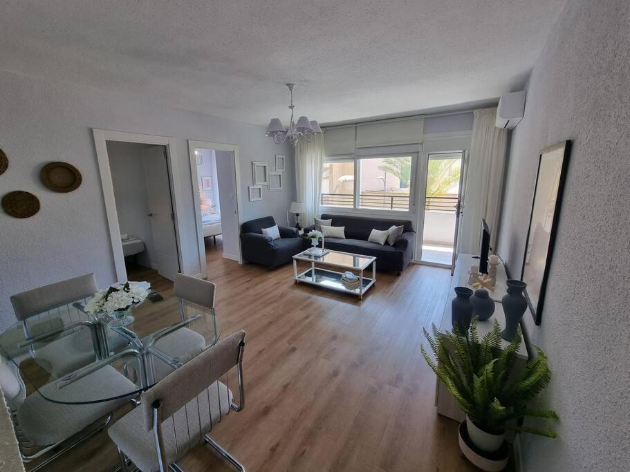 Aguadulce, Apto Santa Monica 2 Hab Con Terraza, Aire, Wifi, A 5 Min De La Playa Aguadulce  Εξωτερικό φωτογραφία